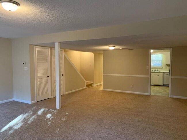 Building Photo - 1200A Falls Church Rd., Raleigh - Bev Roberts Rentals & Property Management