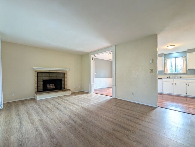 Building Photo - Ranch Style 3-Bedroom, 2-Bath Home In South Eugene!