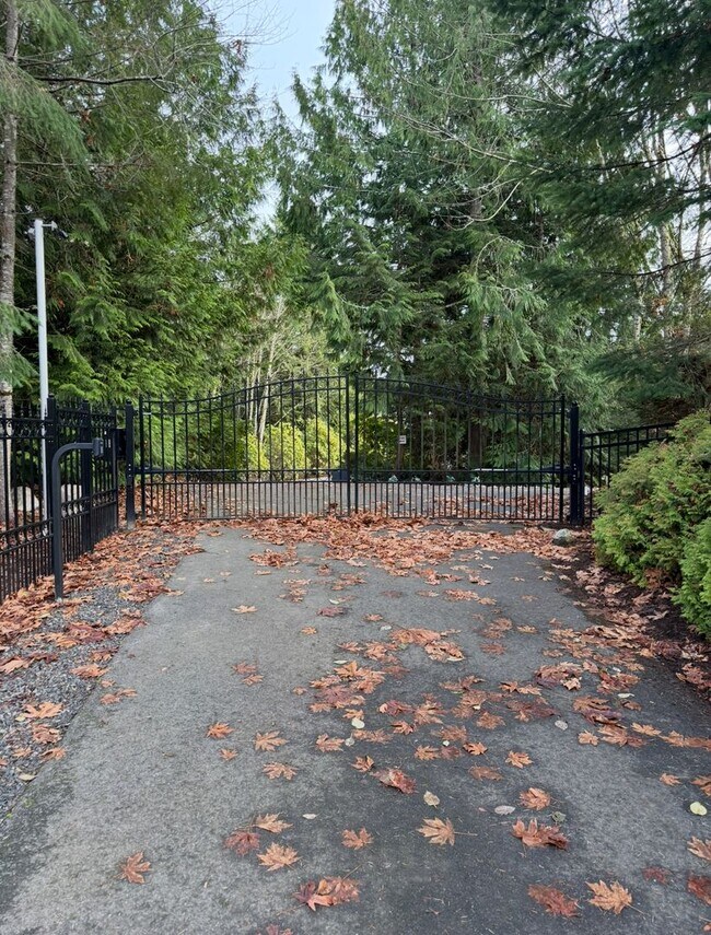Building Photo - Beautiful house in Maple View Meadows.