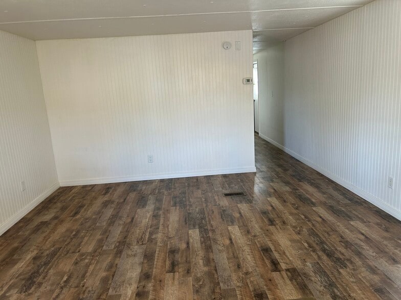 Living Room Facing the Rear - 604 Havasu Ln