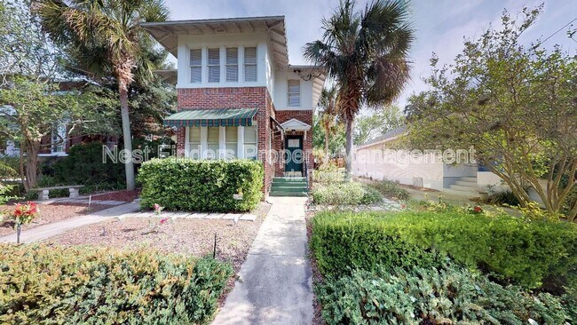 Building Photo - 2044 Forbes St