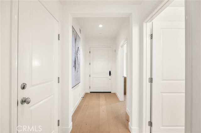 Building Photo - 75 Lupari