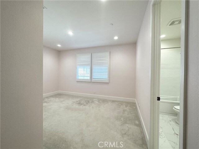 Building Photo - 214 Parkwood