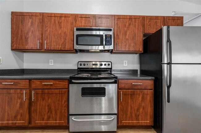 Building Photo - 6804 N Capital of Texas Hwy