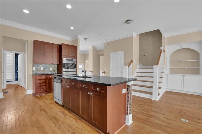 Building Photo - 1664 Mosaic Way