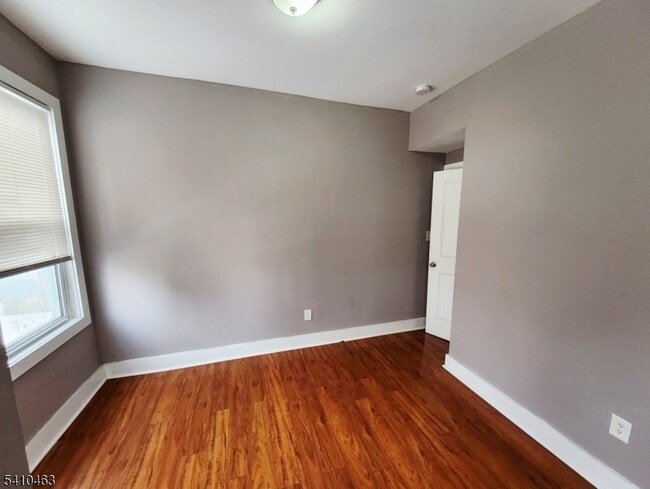 Building Photo - 146 Hollywood Ave