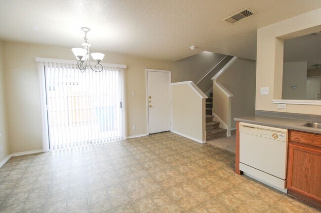 Building Photo - 16122 Branching Oaks