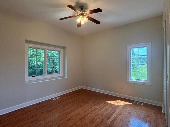Building Photo - 8420 Redtail Dr