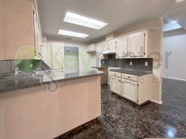 Building Photo - Beautiful 3bed/ 2bath home in Mission, TX