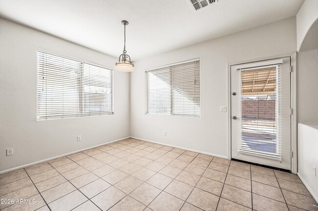 Building Photo - 8310 S 47th Ln