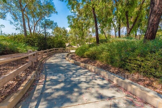 Building Photo - 27221 Camden Pl