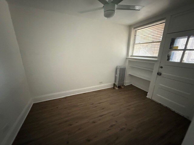 Building Photo - 6308 N Artesian Ave