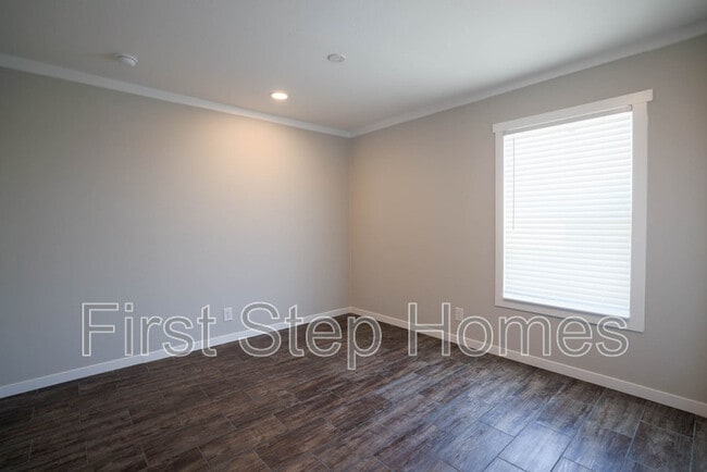 Building Photo - 133 Appaloosa Dr
