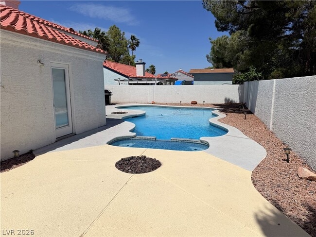 Building Photo - 4216 Totano Dr