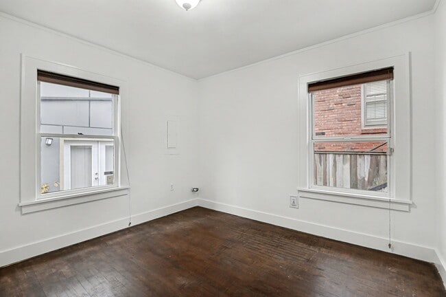 Building Photo - 9222 35th Ave SW