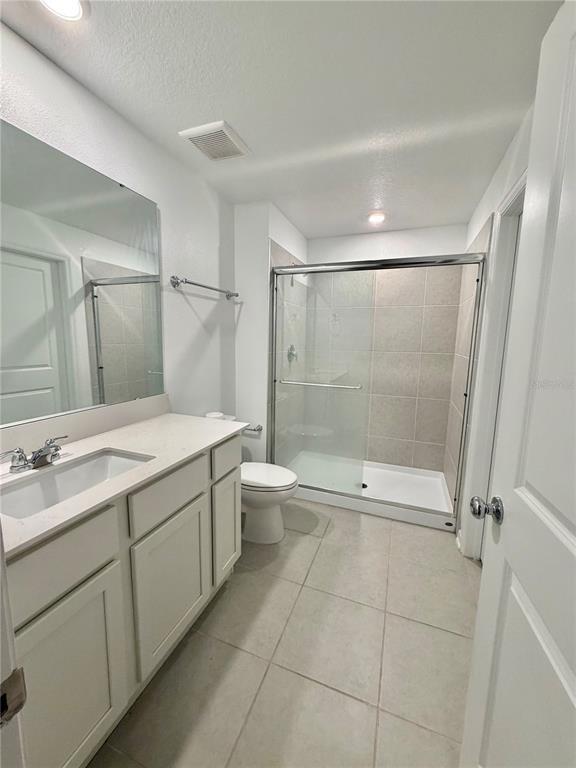 Building Photo - 2704 Pioneer Trl