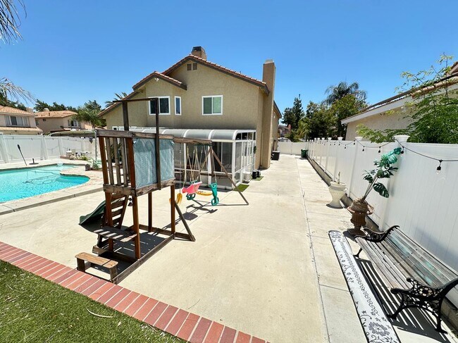 Building Photo - 41411 Iona Cir