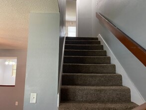 Building Photo - Botany Townhomes