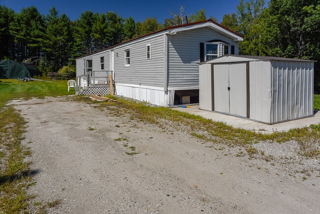 Building Photo - 16 Hilltop Dr