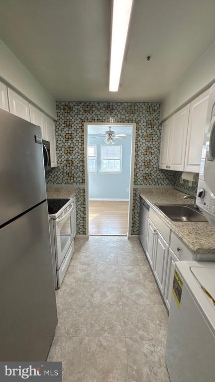 Building Photo - 8591 Falls Run Rd