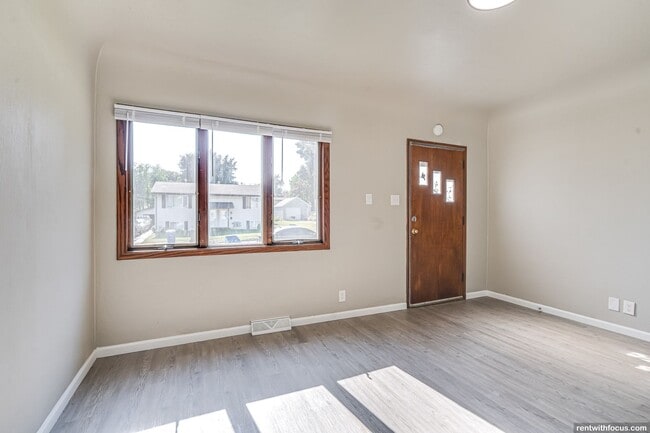 Building Photo - 524 Harrison St