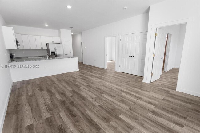 Building Photo - 4417 28th St SW