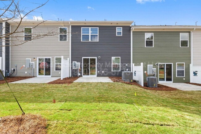 Building Photo - 2881 Yeager Dr NW