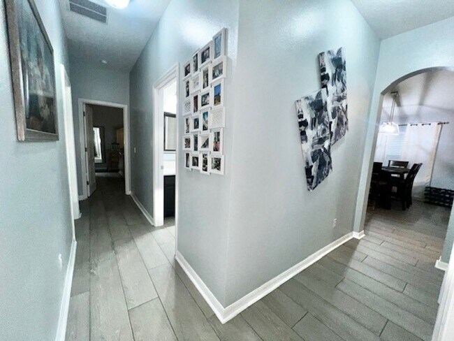 Building Photo - Lake Nona!! Spectacular 4X2 in Gated Nona Crest! All tile flooring!! 2 car garage! Move in April ...