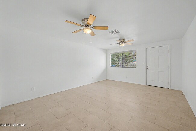 Building Photo - 5120 E Alberta Dr