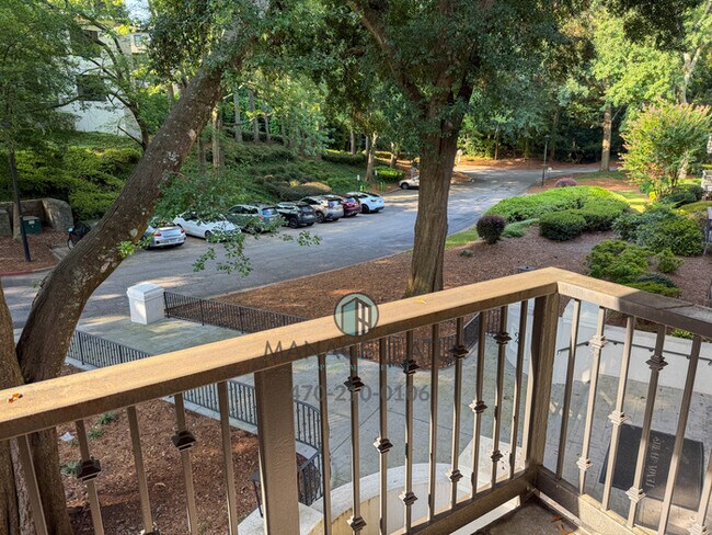 Building Photo - 2 bedroom condo in Atlanta in gated community