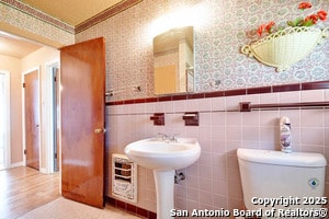 Building Photo - 2603 Kaiser Dr