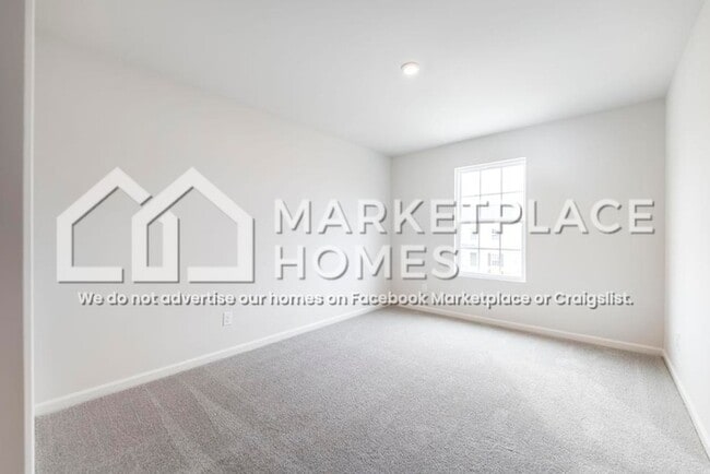 Building Photo - 198 Price Ml Trl