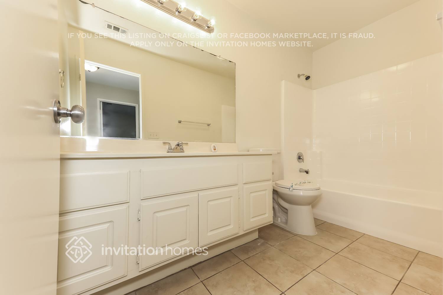 Building Photo - 27555 Sierra Madre Dr