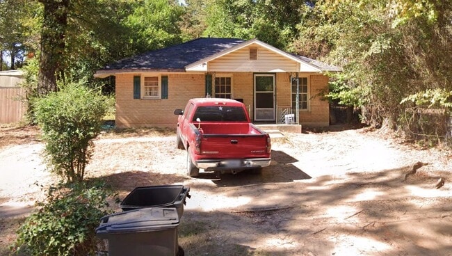 Building Photo - 6410 Henderson Ave