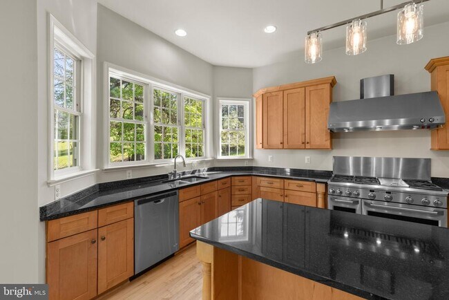 Building Photo - 9724 Centennial Meadows Ln