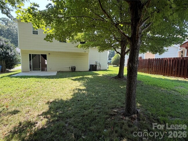 Building Photo - 137 Camforth Dr