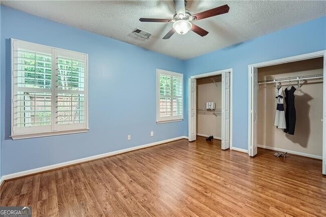 Building Photo - 102 Kenninghall Dr