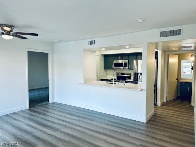 Building Photo - 2300 E Silverado Ranch Blvd