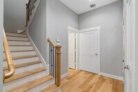 Building Photo - 1119 E 27th St