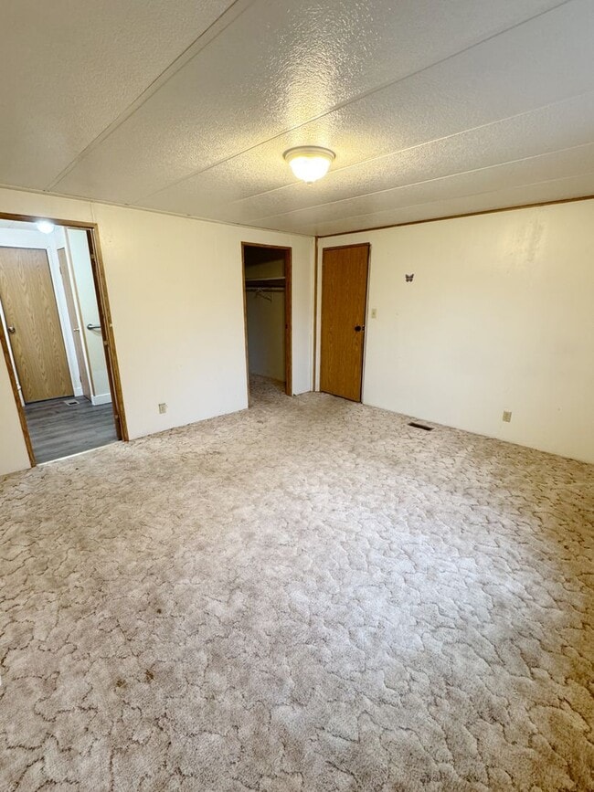 Building Photo - Cozy 3 Bed, 2 Bath Home in Idaho Falls!