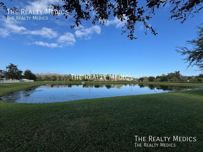 Building Photo - 5107 Appenine Loop W