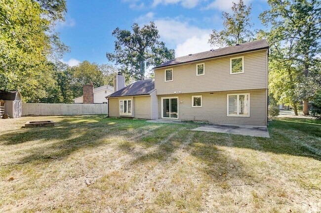 Building Photo - 5931 Spring Oak Ct