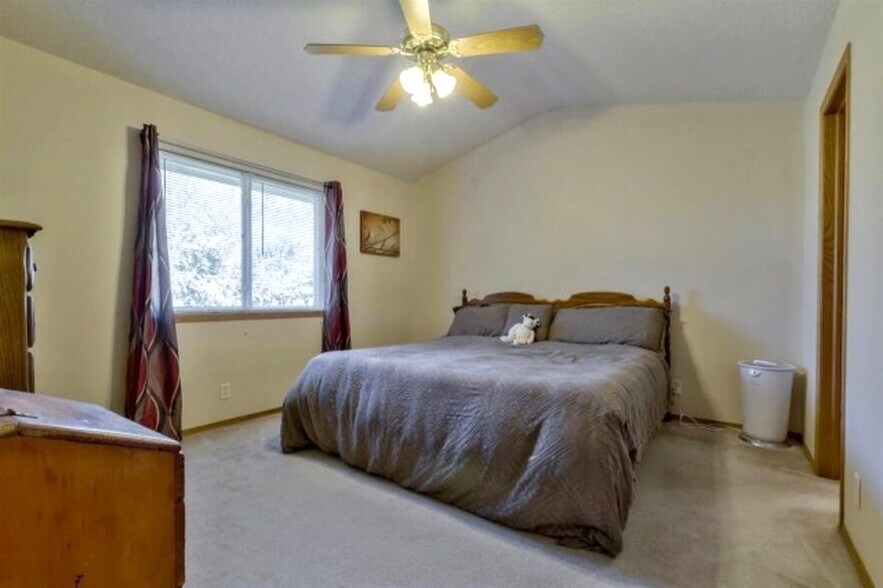 Master Bedroom (sample furnishings) - 3633 N Rushwood Ct
