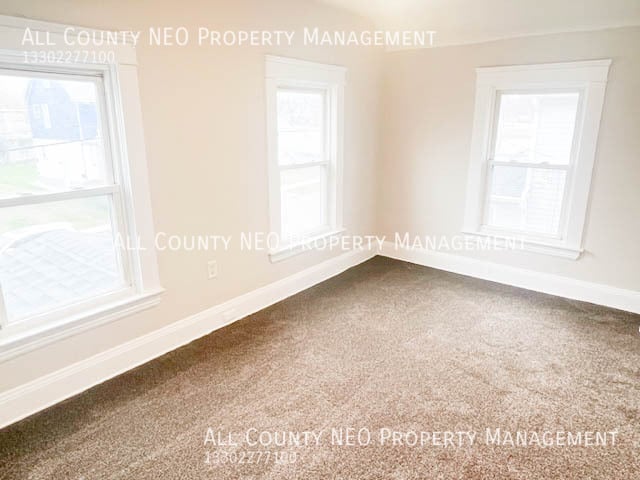 Building Photo - 1380 E 171st St