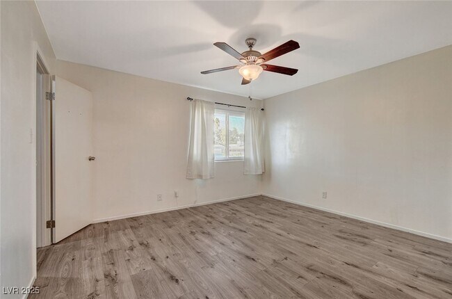 Building Photo - 6223 W Foothill Blvd