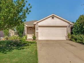 Building Photo - 3820 Bandera Ranch Rd
