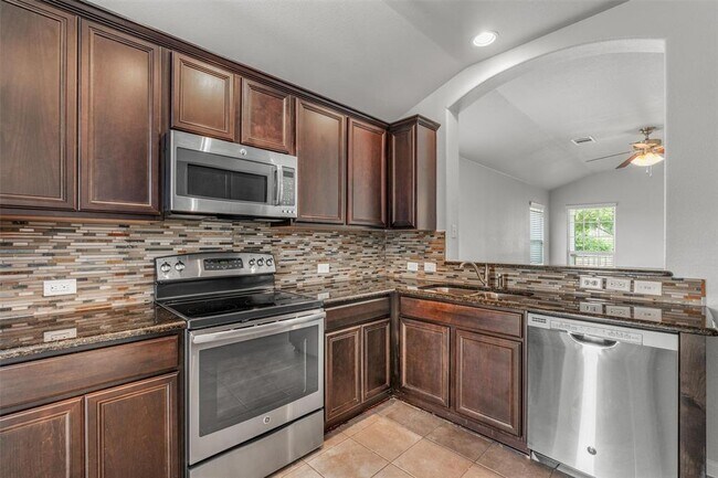 Building Photo - 825 Heritage Springs Trail