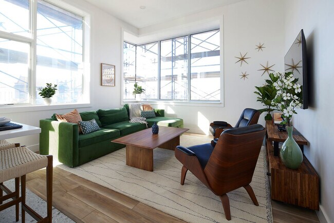 Primary Photo - 57 Newark St.