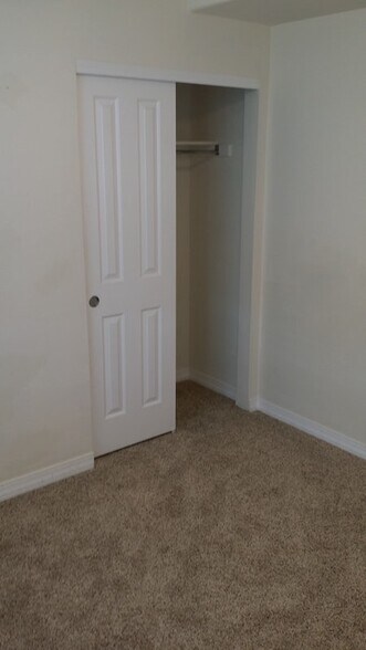 2nd Bedroom - 8808 S Kipling Way