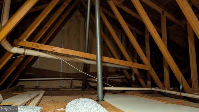 Building Photo - 16303 Taconic Cir